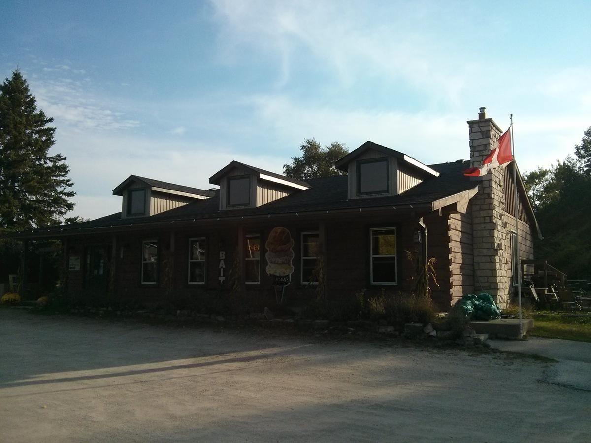 The Spirit Rock Outpost & Lodge Wiarton Eksteriør bilde