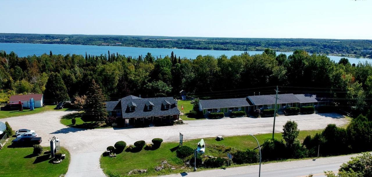 The Spirit Rock Outpost & Lodge Wiarton Eksteriør bilde