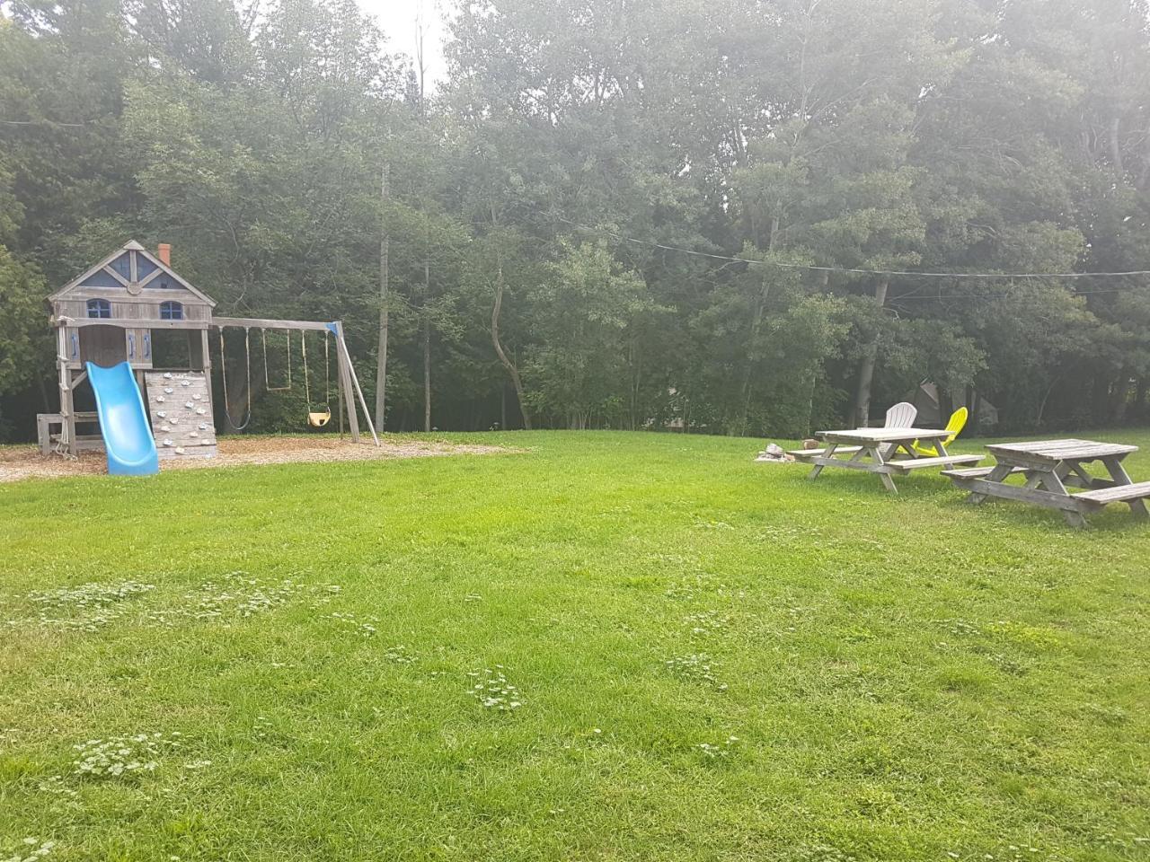 The Spirit Rock Outpost & Lodge Wiarton Eksteriør bilde
